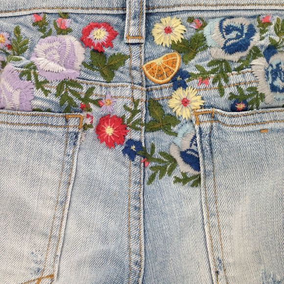 Pilcro and the Letterpress Women's Floral Embroidered Denim Blue Jean Sh… - Picture 4 of 8